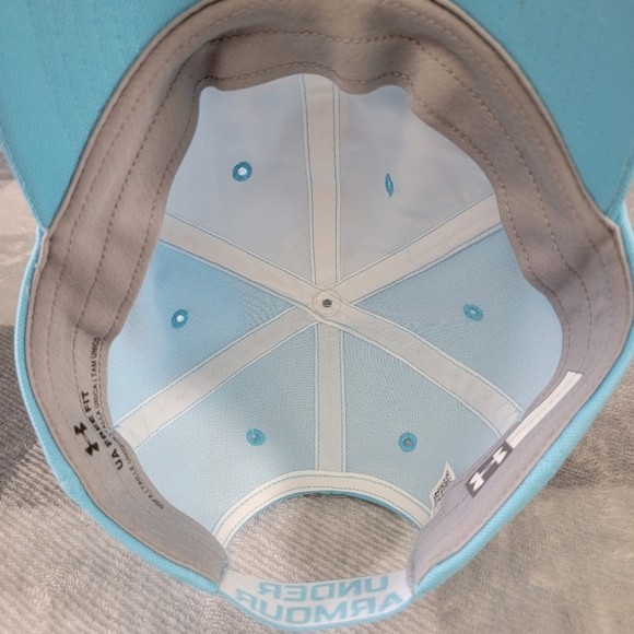 Under Armour Women's UA Free Fit Light Blue Hat Lightweight Logo Style 1361555 - Picture 5 of 8